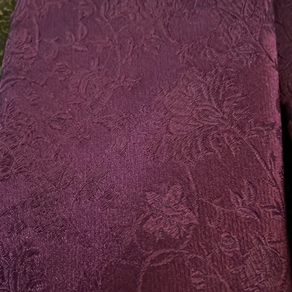 PINK men’s tie - Picture 2 of 4